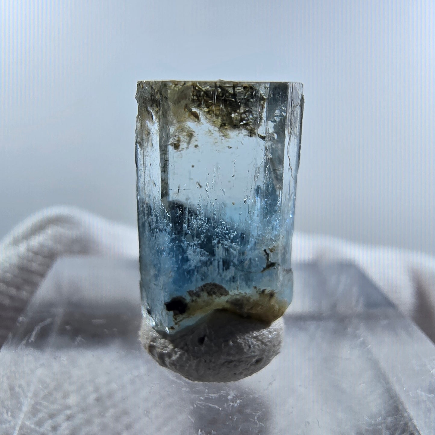 Aigue-marine Setlene, tourmaline Schörl stade Erongo, Namibie 14*9*7mm