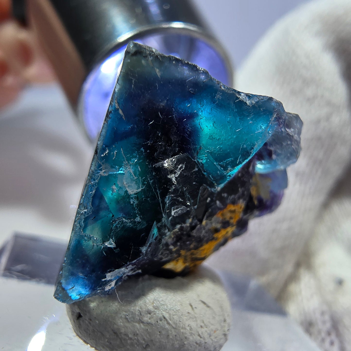 Spécimen de cube de fluorite fantôme, zonal - Nouvelle découverte ! Okorusu, Namibie 22*16*16mm