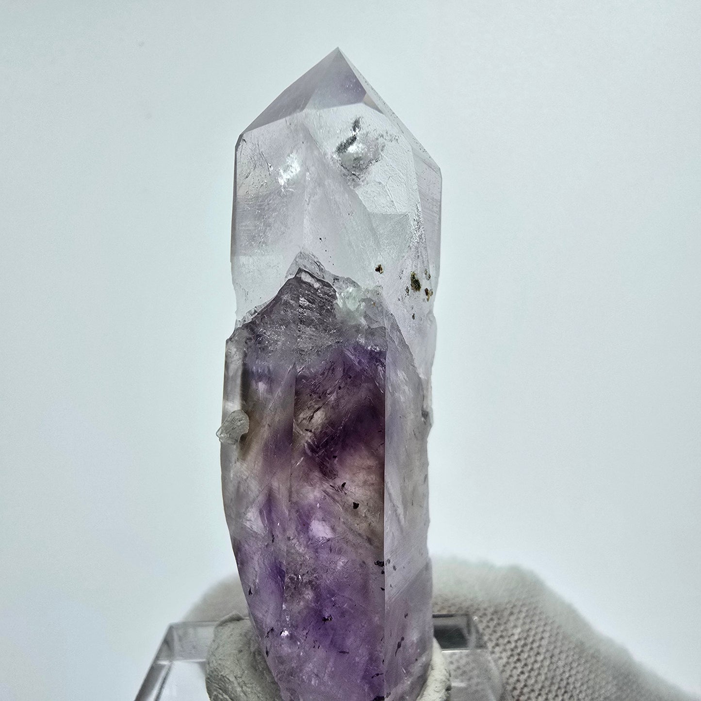 Phantom Amethyst Prehnit Hämatit Kristall Streep Mine Gobobo. Namibia 48*19*14mm
