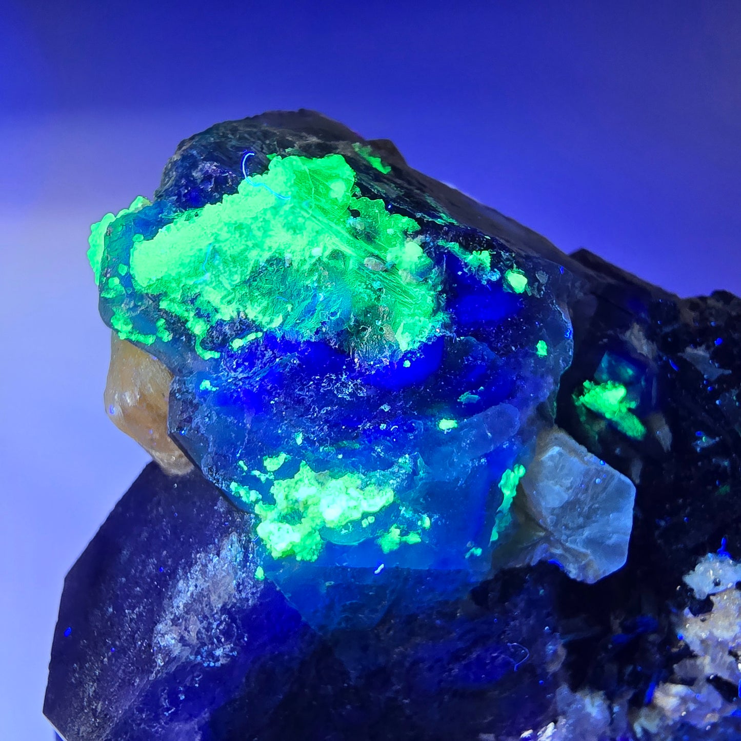 Fluorite fantôme hexagonale, hyalite, tourmaline Schörl, muscovite Erongo, Namibie 93*73*42mm