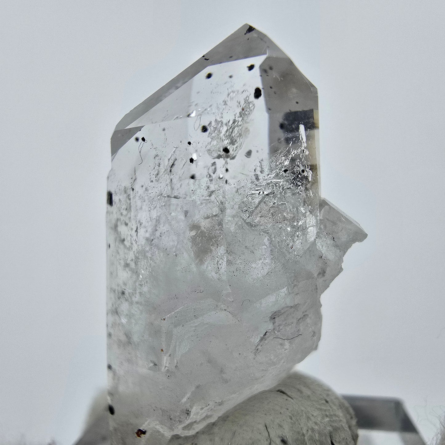 Phantom Rauchquarz, Hämatit Quarz Stufe Streep Mine Goboboseb Namibia 32*17*12mm
