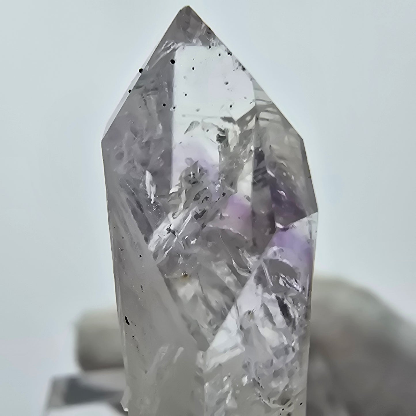 Enhydro Phantom Amethyst 1x Blase Streep Mine Goboboseb Namibia 35*15*10mm