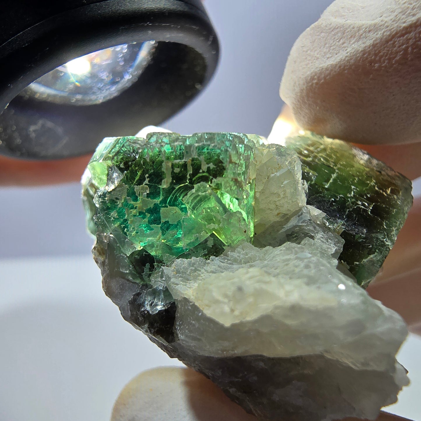 Rare cube de fluorite fantôme, spécimen de quartz vert violet Okorusu Namibie 37*29*27mm