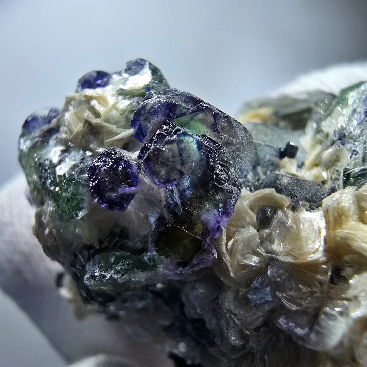 Phantom Fluorite cube zonal, Muscovite Schörl Tourmaline Erongo Namibia 38*33*27mm