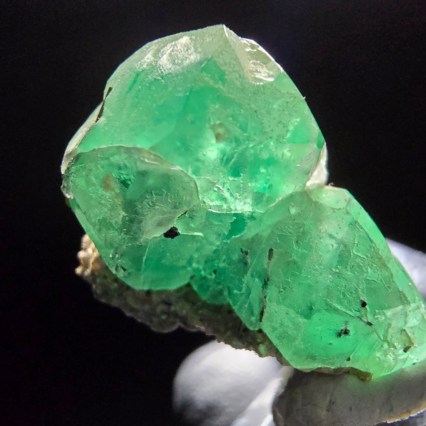 Klare Phantom Fluorit, Schörl Turmalin, Muskovit Stufe Erongo Namibia 30*24*19mm