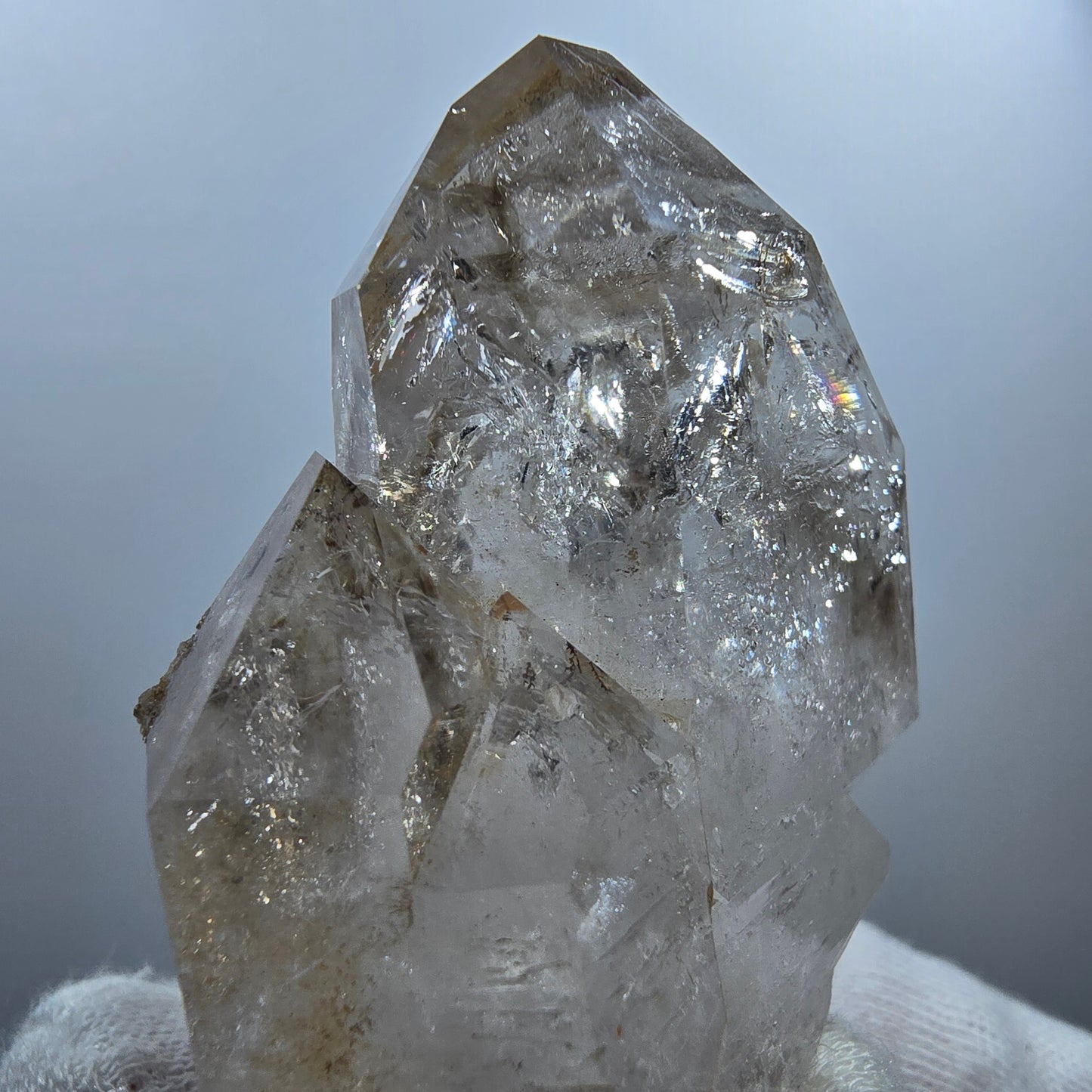 Sceptre DT Enhydro Squelette Quartz Fumé 1x Gobobos de Poche Bulle Valentine. Namibie 88 x 51 x 27 mm