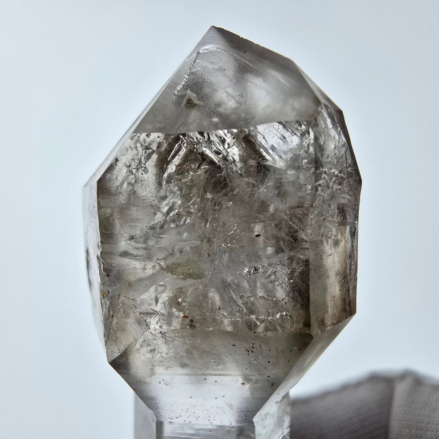 Enhydro Phantom Smoky Quartz Sceptre Tip 2x Bubble Goboboseb, Namibie 52*27*20mm