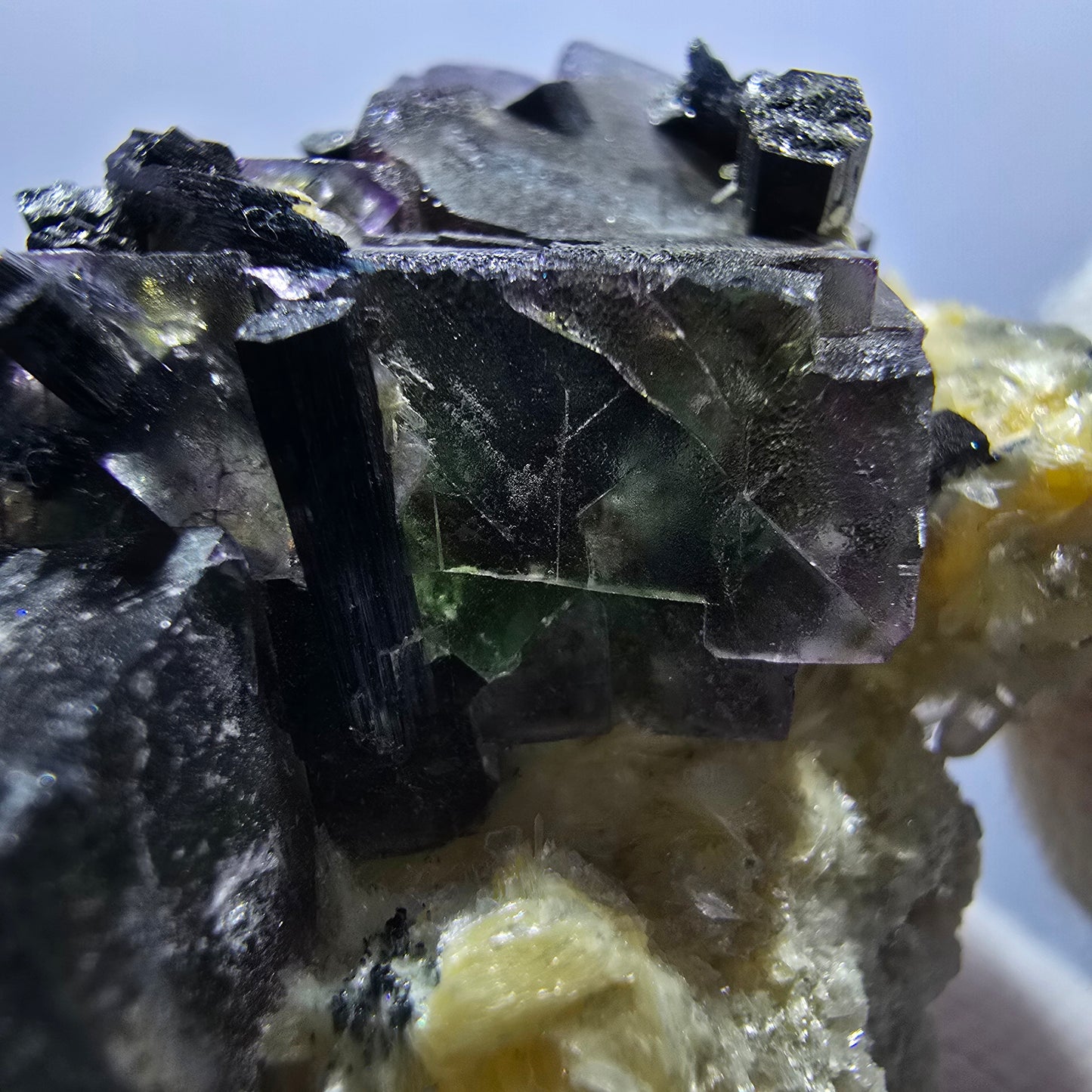 Colorful Phantom Fluorite Cubes Schorl Tourmaline Muscovite Erongo, Namibia 52*50*35mm
