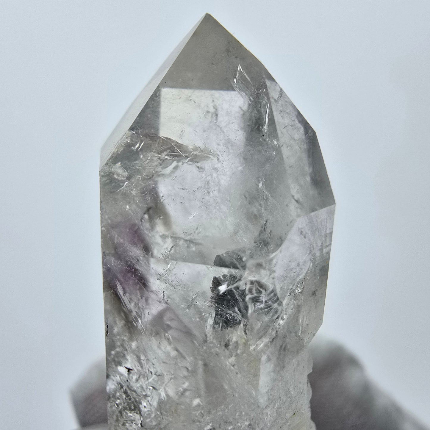 Enhydro Phantom Amethyst, 2x Blase Streep Mine Goboboseb Namibia 47*22*14mm