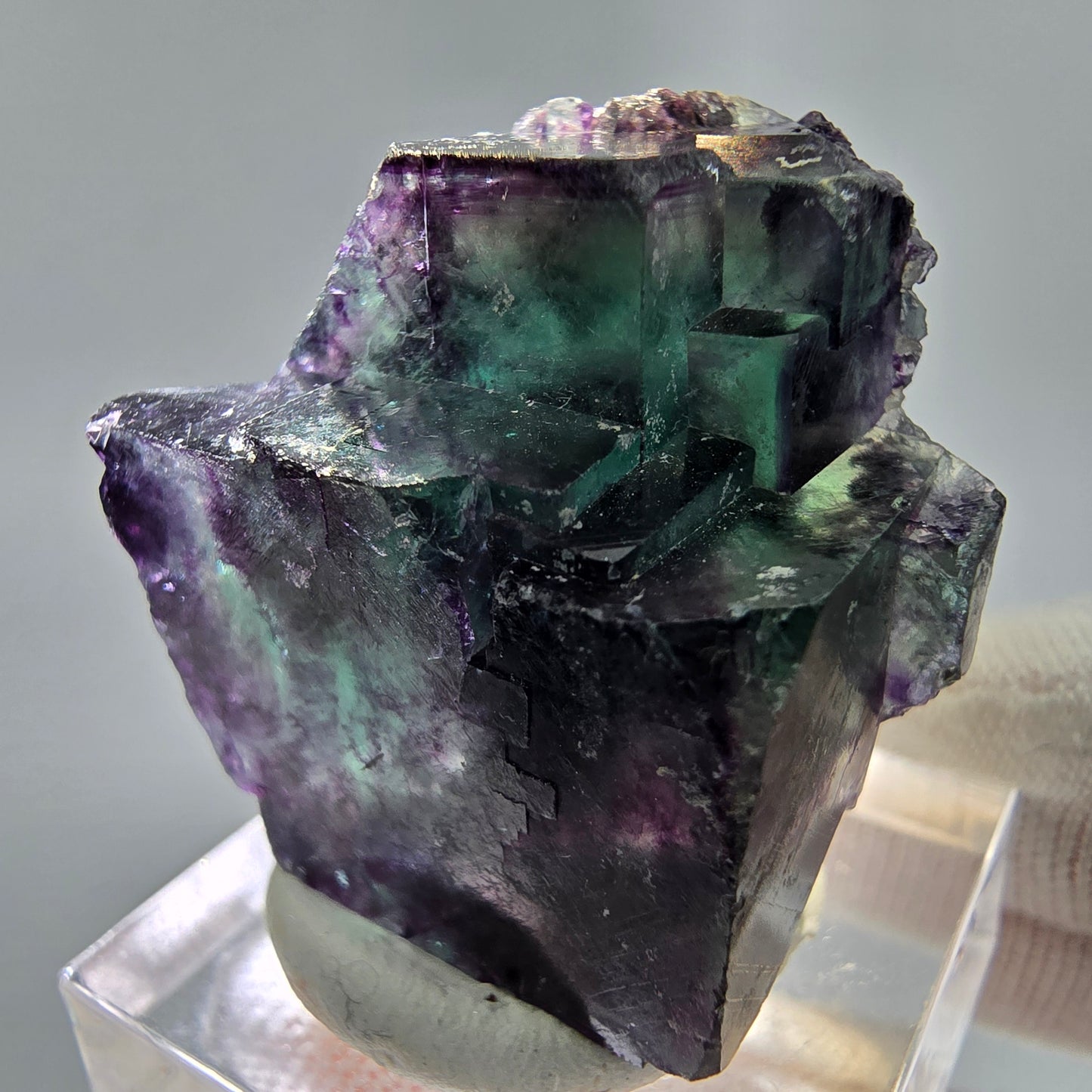 Seltene Phantom Fluorit Würfel Stufe Tie-Dye Pocket, Okorusu, Namibia 27*26*16mm
