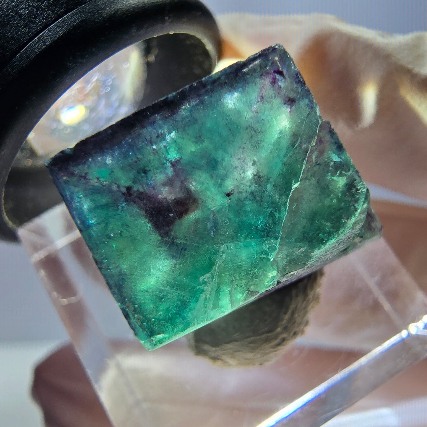 Phantom Fluorite cube parquetted, green purple Okorusu, Namibia 19*16*13mm
