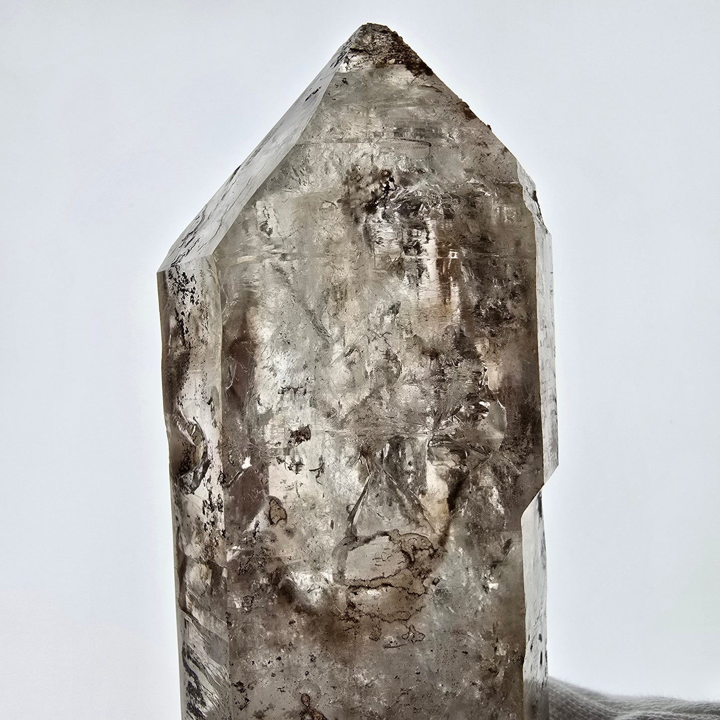 Sceptre XL Enhydro Skeleton Smoky Quartz DT, 4x Bubble Valentine Pocket, Namibie 233 x 54 x 47 mm