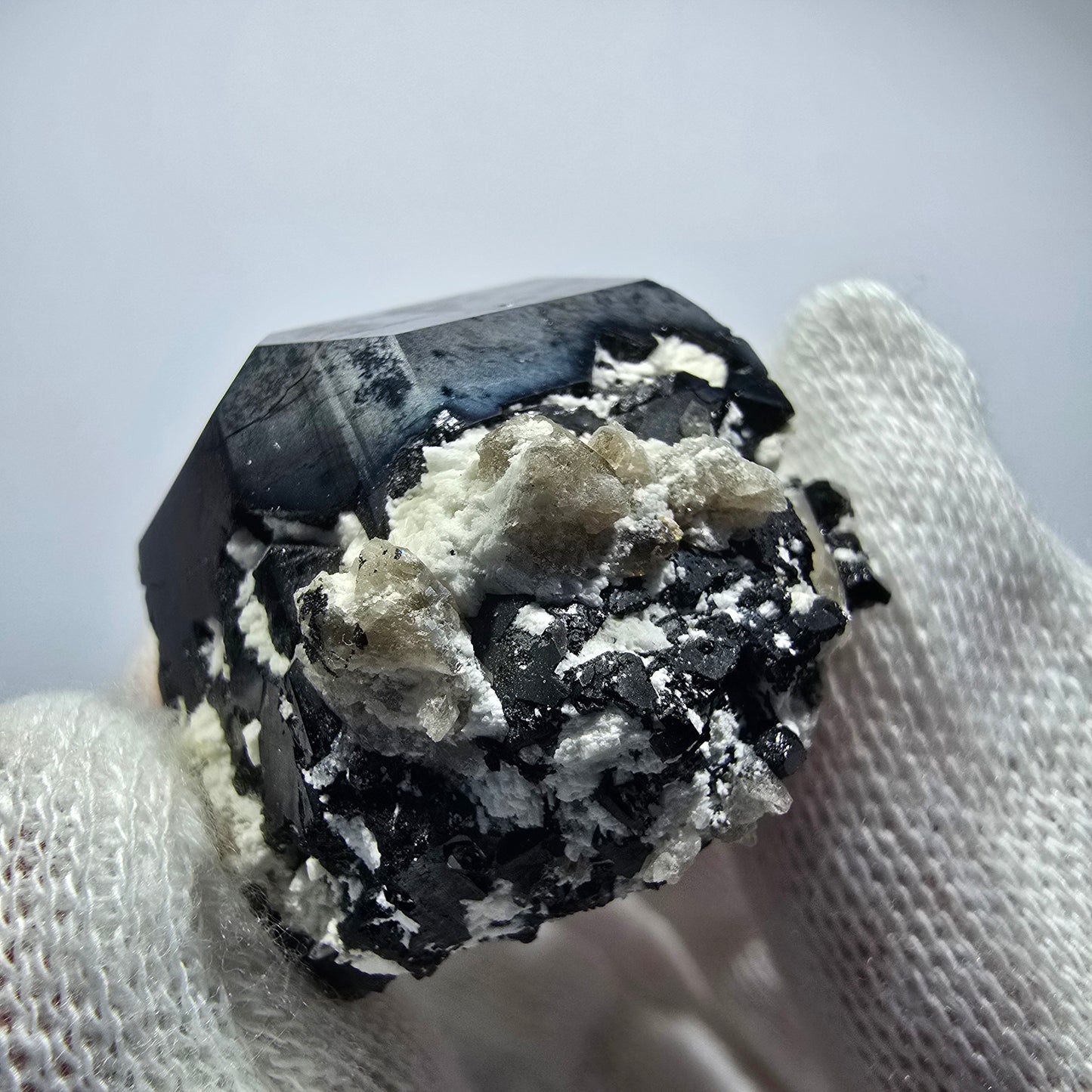 Seltene Schörl Turmalin, Hyalit, Orthoklas Stufe Erongo, Namibia 39*37*26mm