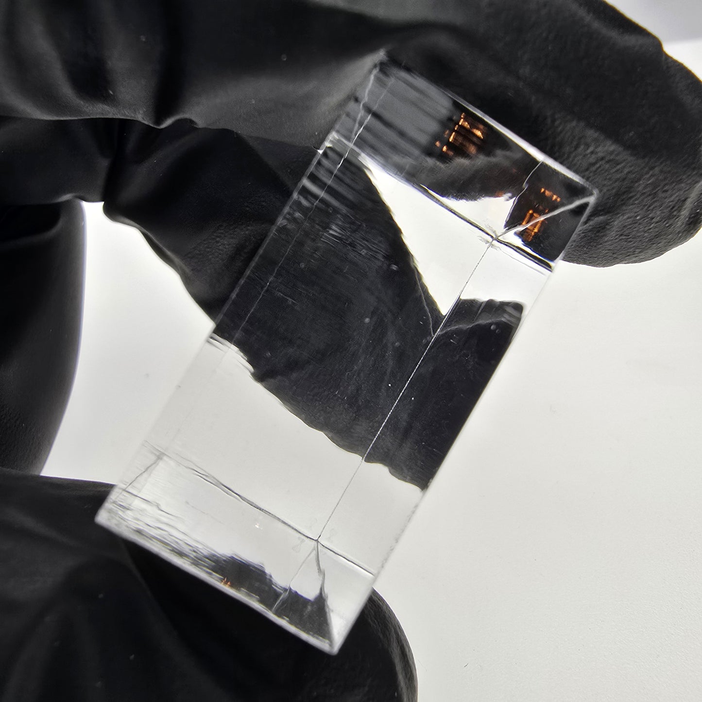 Acrylic base for minerals presentation 30*30*15mm stand plate base clear