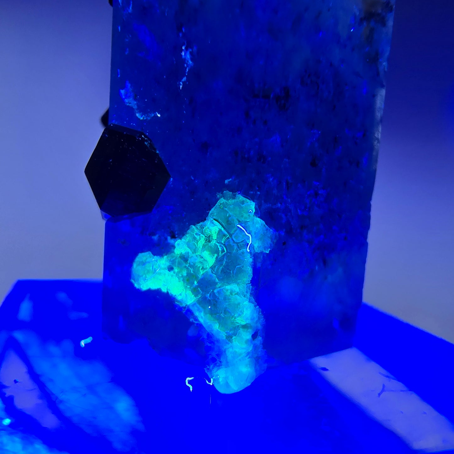 Seltener Aquamarin X mit Schörl Turmalin Erongo, Namibia 22*18*16mm