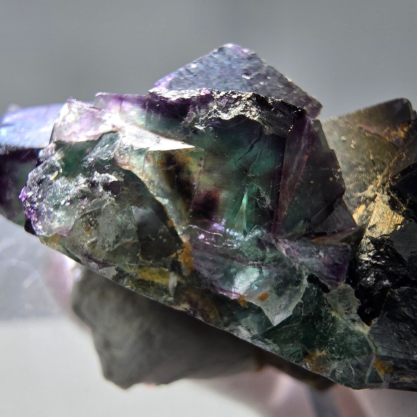 Seltene Phantom Fluorit Würfel Stufe Tie-Dye Pocket, Okorusu, Namibia 61*43*26mm