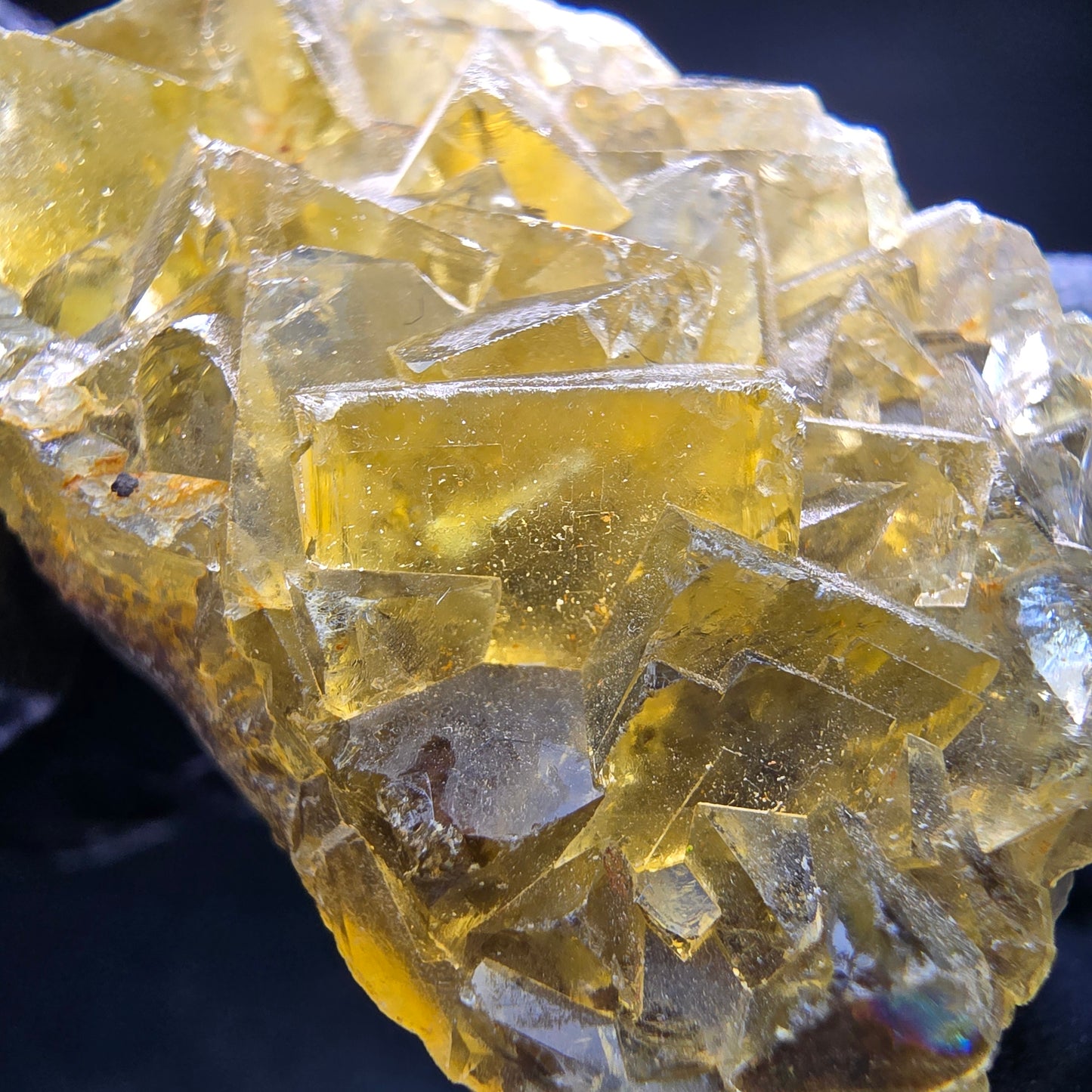 Klare Honey Pocket Phantom Fluorit Würfel Stufe gelb Okorusu, Namibia 44*27*15mm