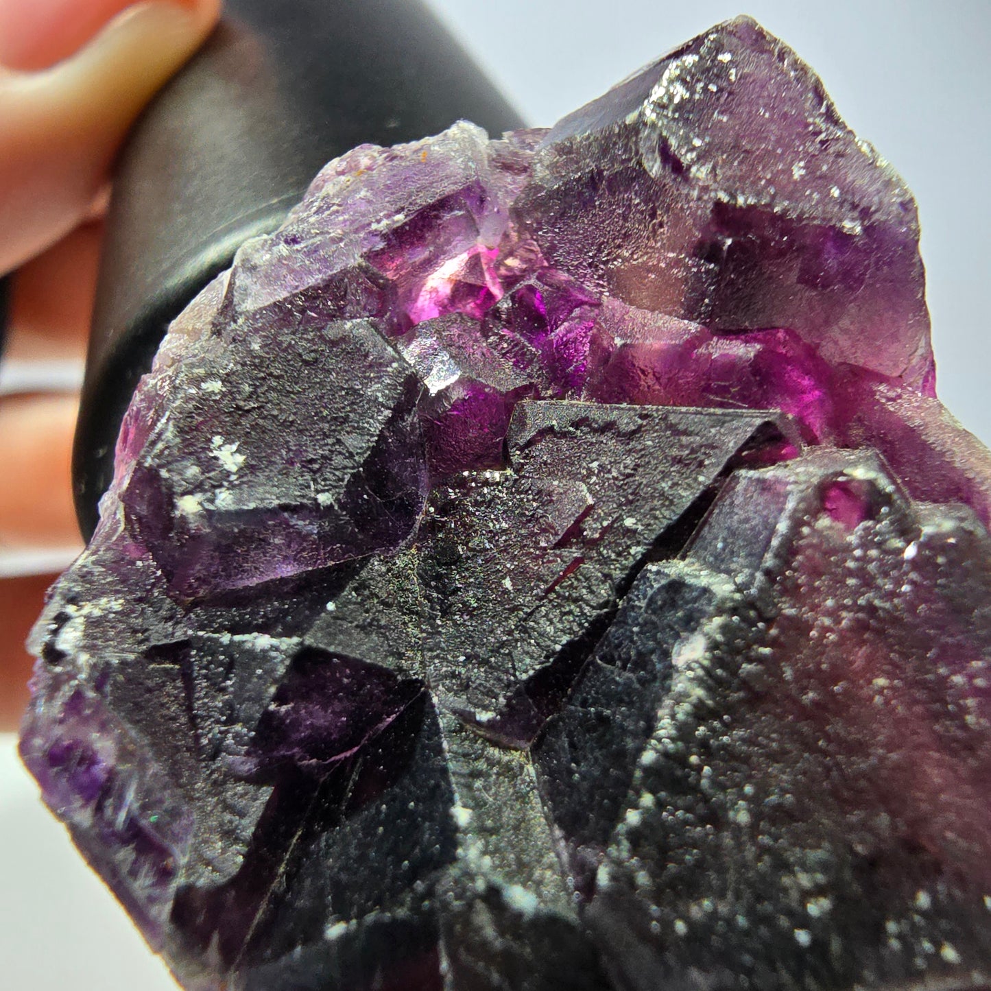 Spécimen de cube de fluorite fantôme, hexagonal, violet, Okorusu, Namibie, 52 x 33 x 16 mm