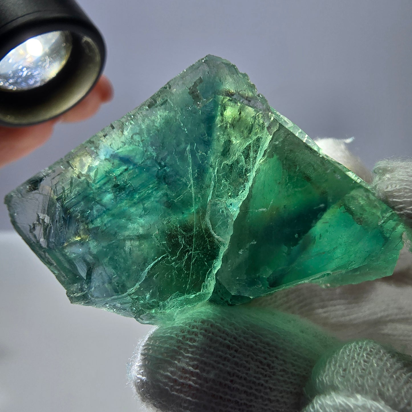 Rare spécimen de cube de fluorite fantôme, parqueté vert Okorusu, Namibie, 48 x 32 x 27 mm