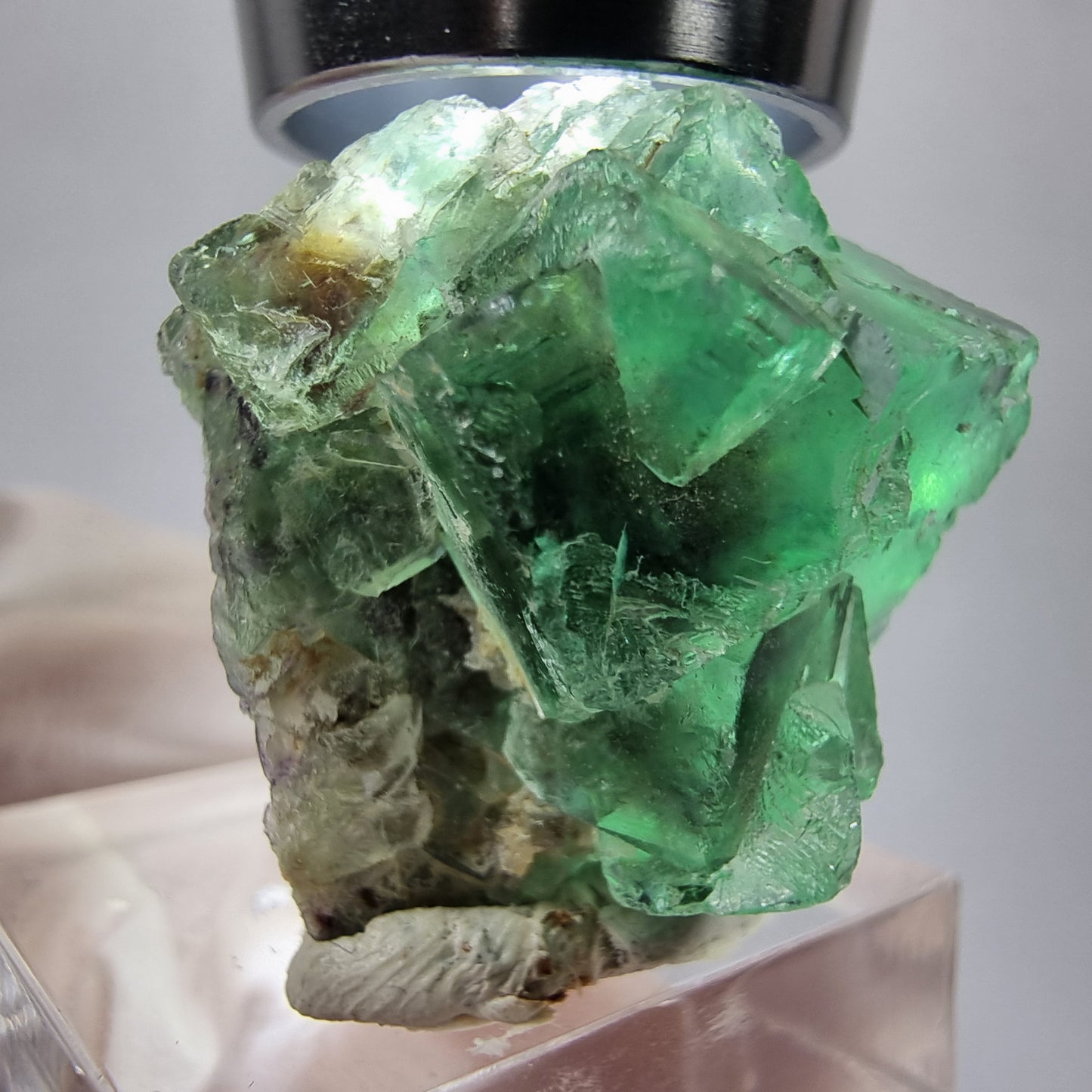 Seltene Fluorit Würfel Stufe grün lila 24*19*17mm Okorusu Namibia Sammlung
