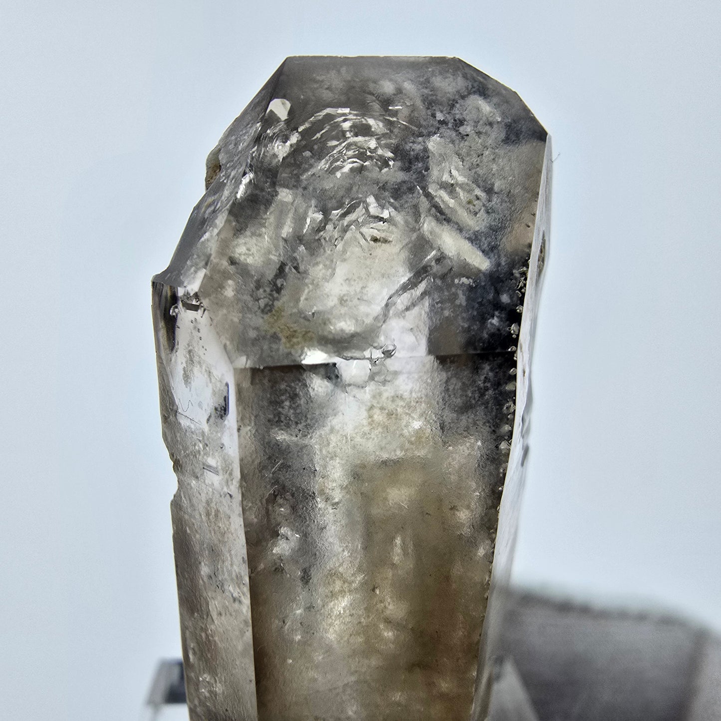 Rare Enhydro Phantom Smoky Quartz Point 3x Bubble Goboboseb, Namibie 45*21*14mm