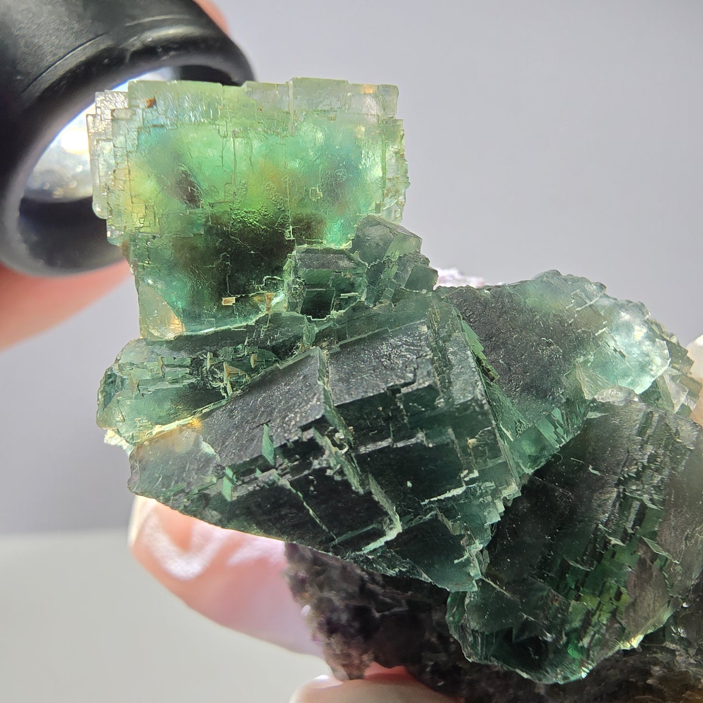 Rare spécimen de cube de fluorite fantôme, parqueté vert Okorusu, Namibie, 61 x 42 x 37 mm