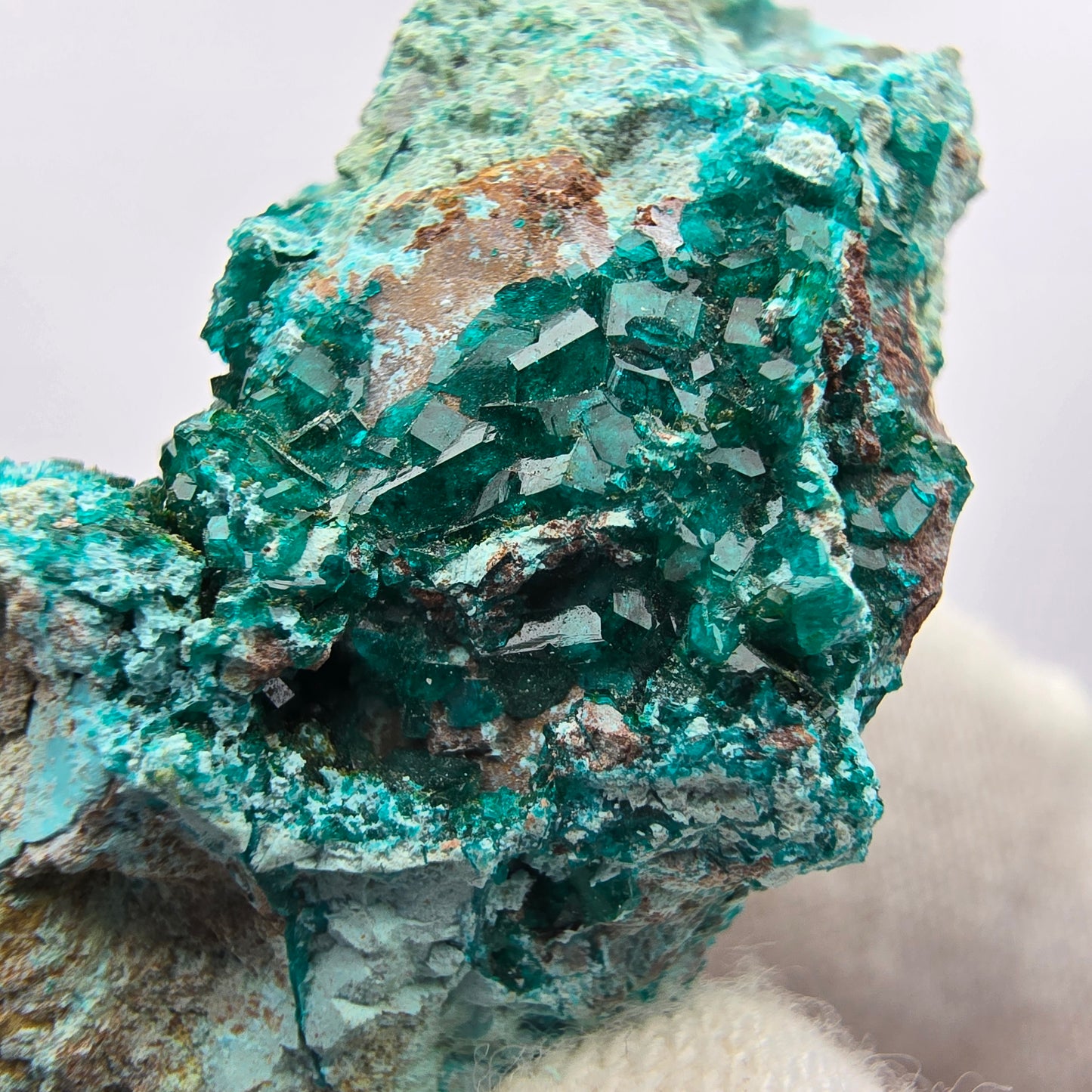 Seltene Dioptas, Chrysokoll Stufe Kaokoveld, Namibia 46*23*16mm Sammlung