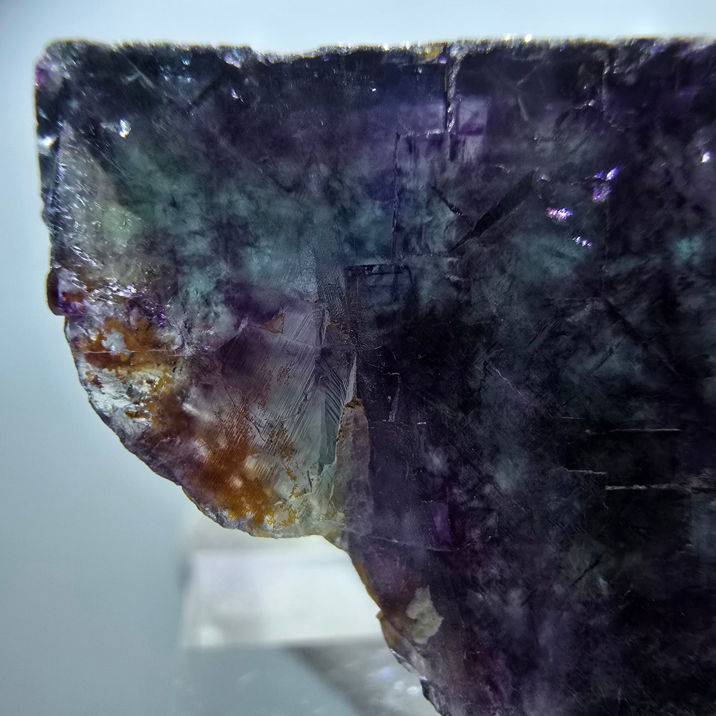 Spécimen rare de cube de fluorite fantôme zonal vert violet Okorusu, Namibie 39*26*21mm