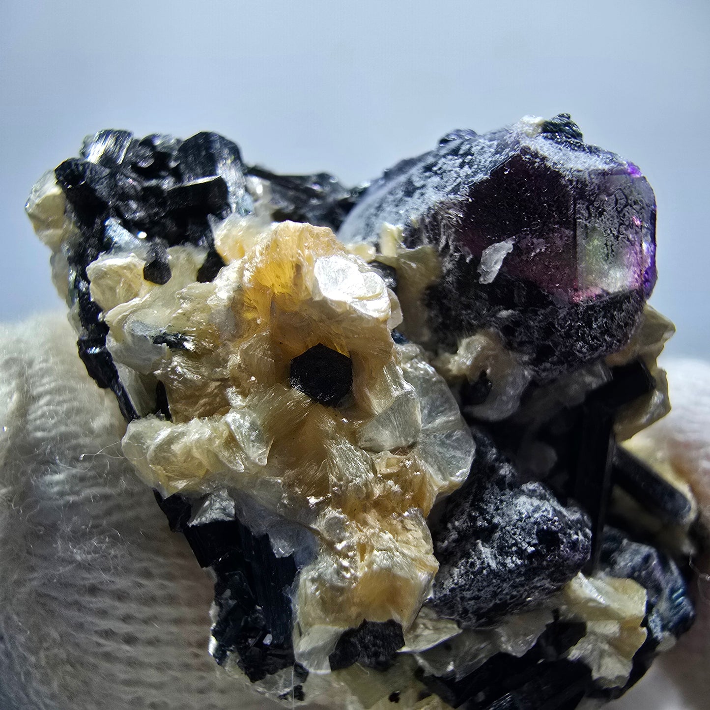 Colorful Phantom Fluorite Cubes Muscovite Schorl Tourmaline Erongo, Namibia 39*26*21mm