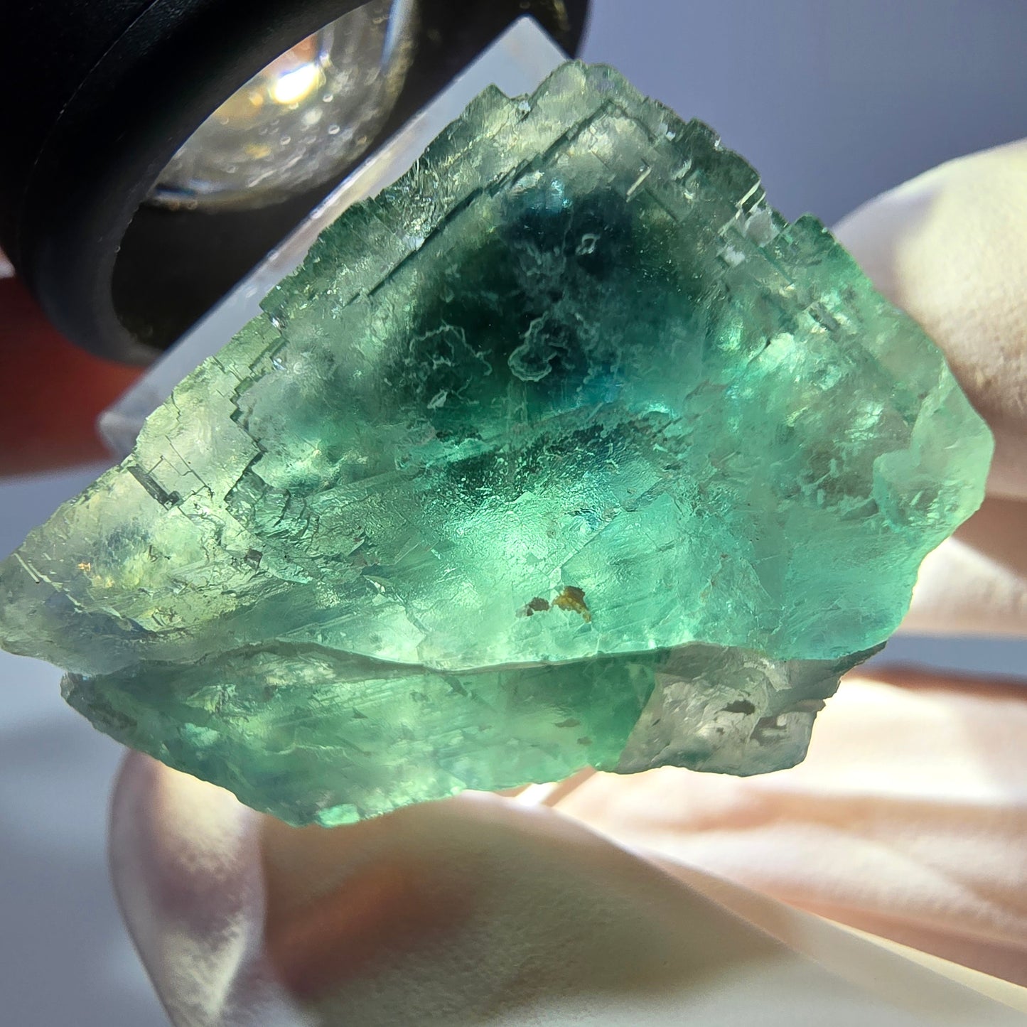 Cube de fluorite fantôme transparente parquetée, vert Okorusu, Namibie 28 x 23 x 18 mm
