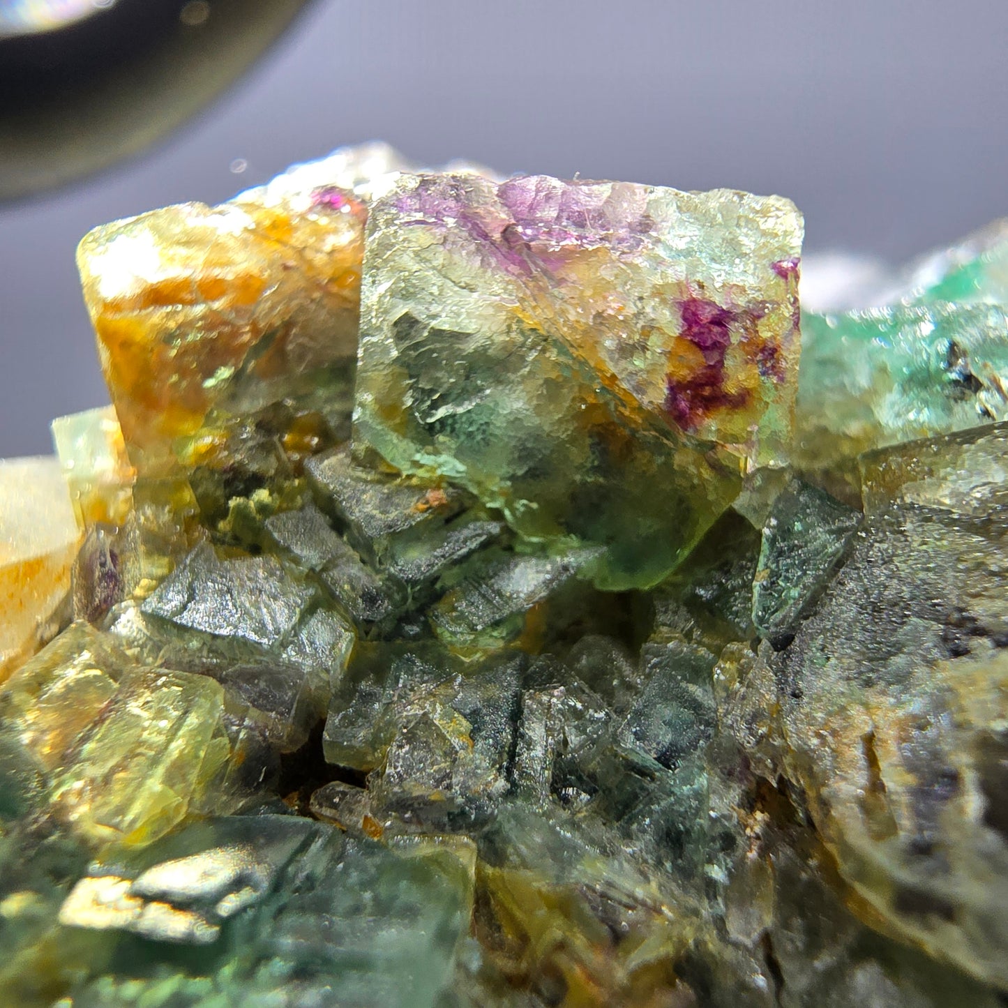 Phantom Fluorit Würfel zonal, Rauchquarz Stufe Erongo, Namibia 67*49*29mm