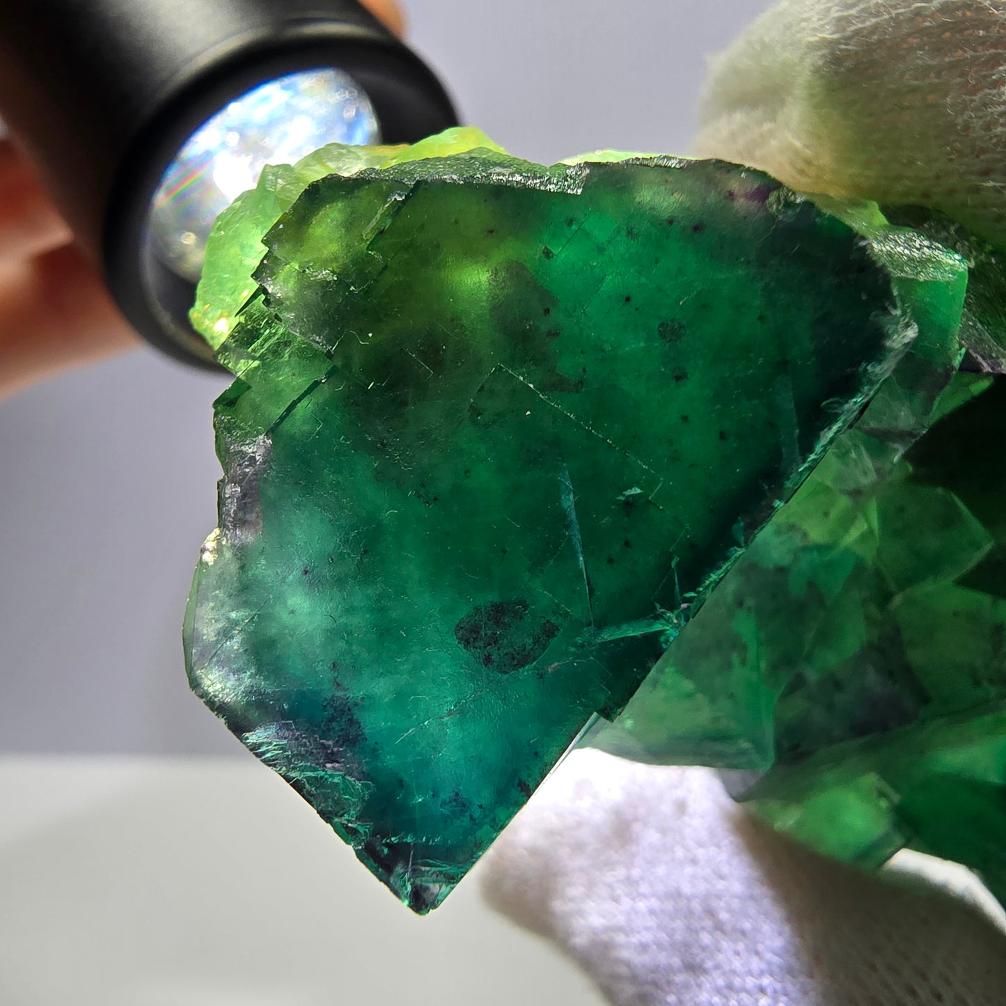 Spécimen de cube de fluorite fantôme, parqueté, Okorusu zonal, Namibie, 76 x 42 x 29 mm