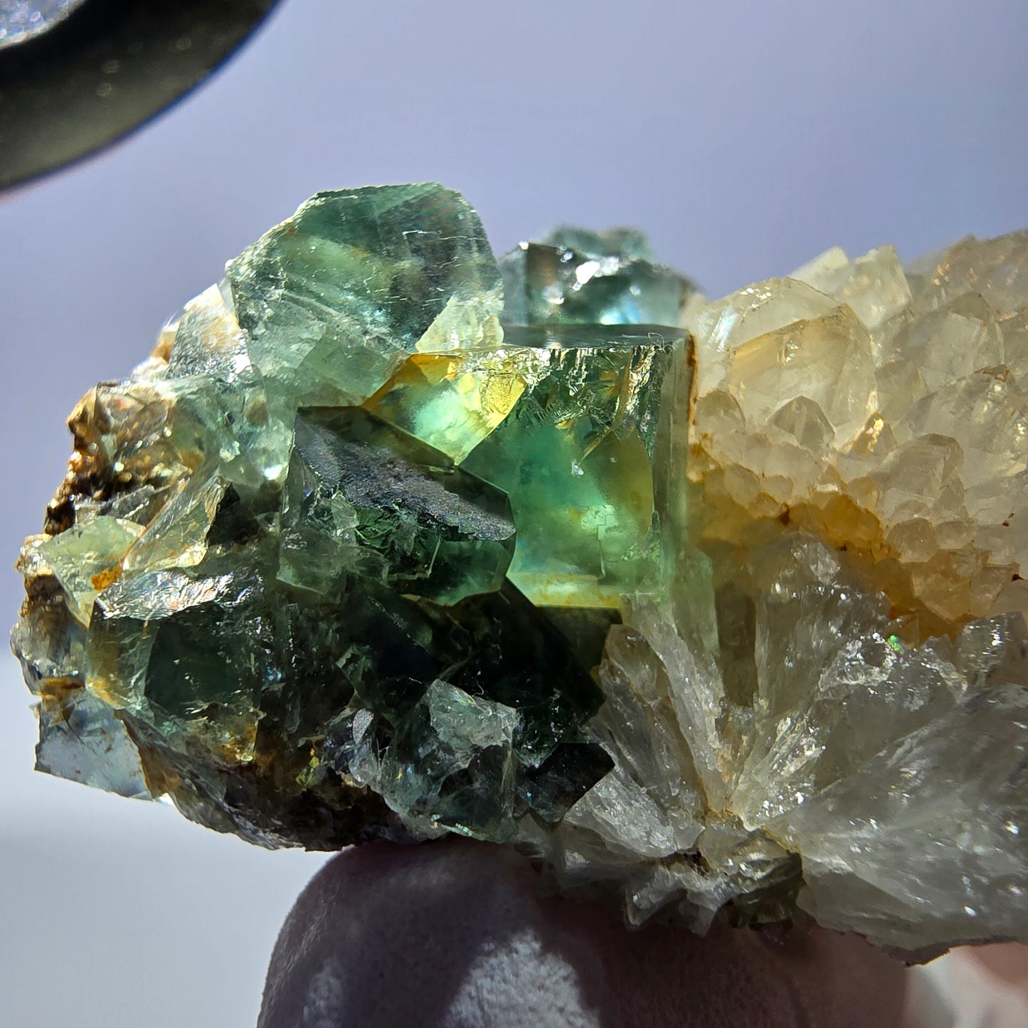 Rare cube de fluorite fantôme, spécimen de quartz vert Okorusu, Namibie, 52 x 37 x 35 mm
