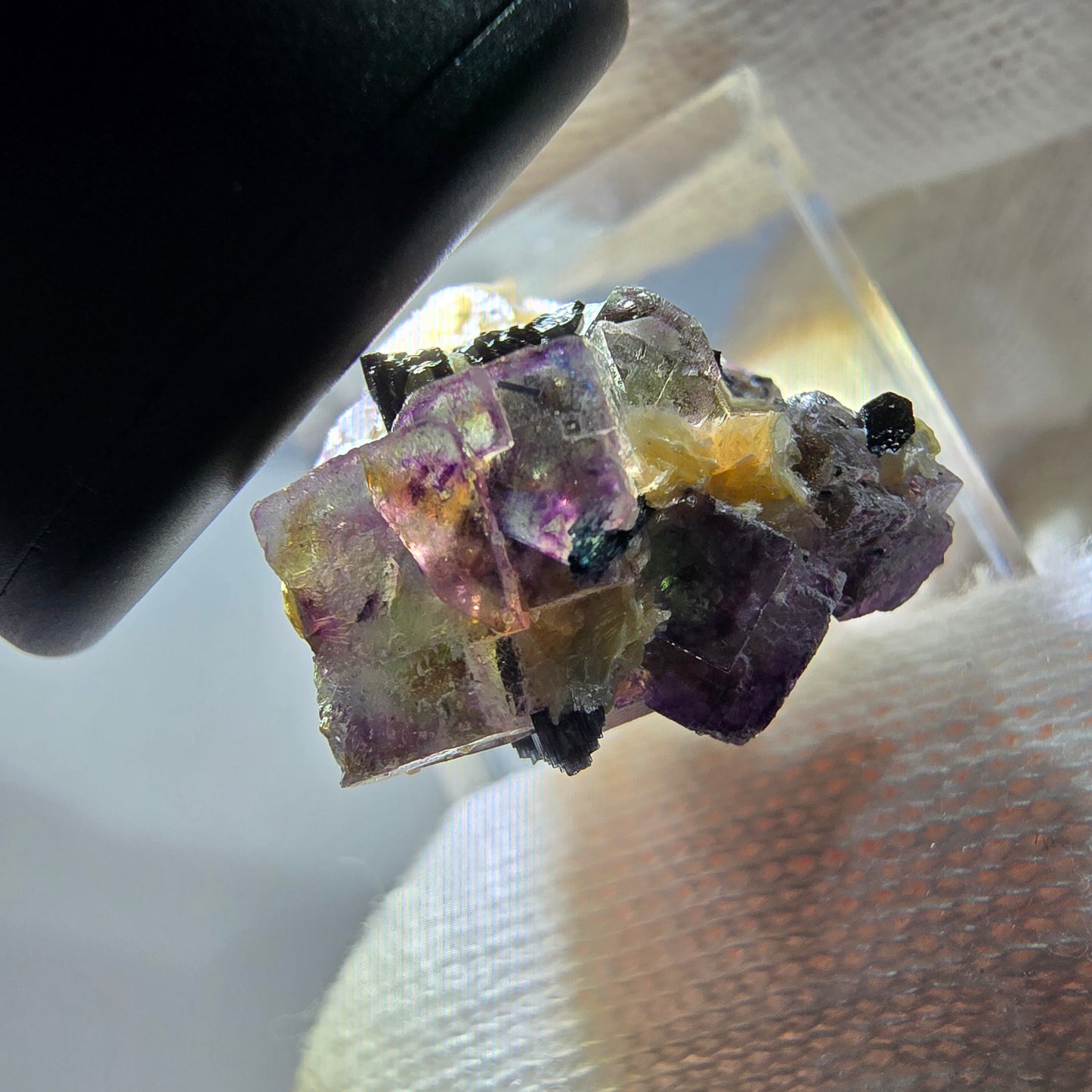 Bunte Phantom Fluorit Schörl Turmalin Muskovit Stufe Erongo, Namibia 25*22*14mm