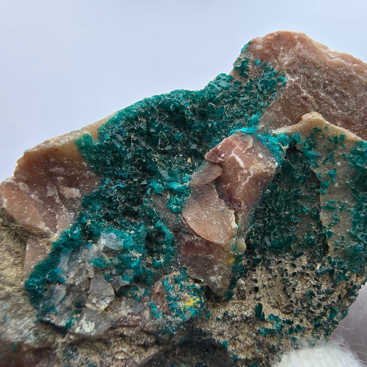 Seltene Dioptas auf Quarz Stufe Kaokoveld, Namibia 37*29*18mm Mineraliensammlung