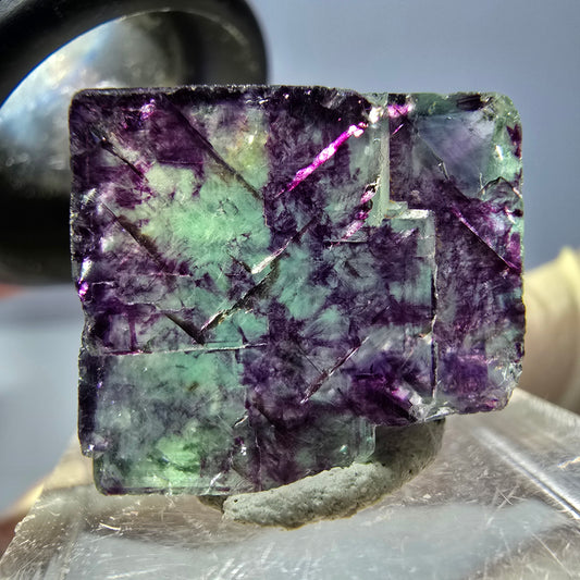 Cube de fluorite fantôme parqueté, vert violet Okorusu, Namibie 19*17*9mm 