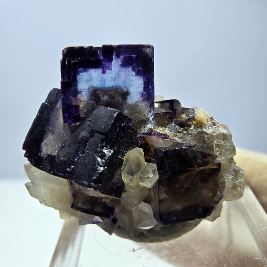 Phantom Fluorit Würfel, parkettiert, Quarz Stufe Okorusu, Namibia 28*24*19mm