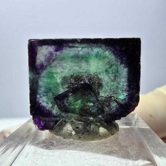 Cube de fluorite fantôme parqueté, zonal, vert violet Okorusu, Namibie 20*18*15mm 