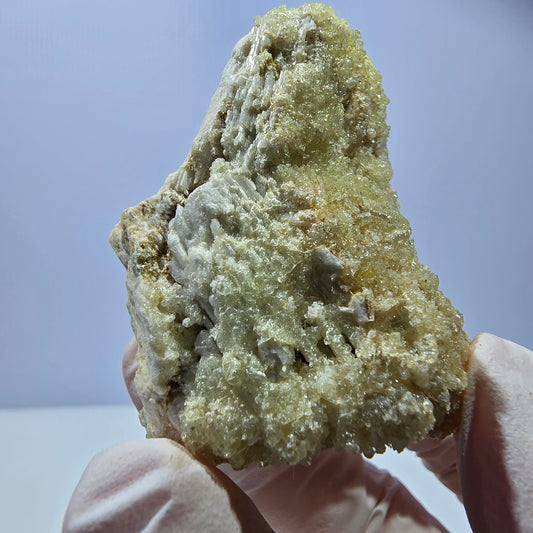 Opale hyalite rare, spécimen d'orthose Erongo, Namibie 48*44*37mm 