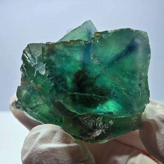 Spécimen de cube de fluorite fantôme transparente, vert parqueté, Okorusu, Namibie, 48 x 29 x 25 mm 