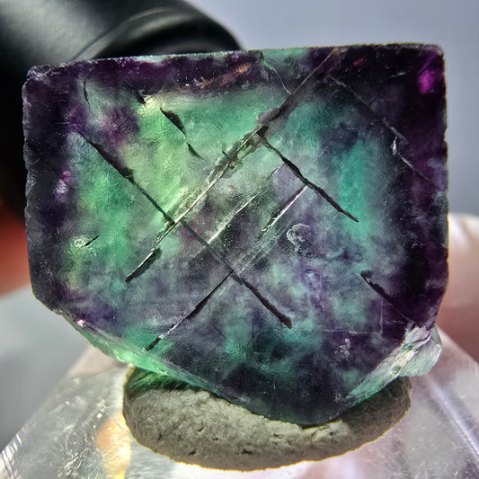 Cube de fluorite fantôme parqueté, vert violet Okorusu, Namibie 22*18*12mm 