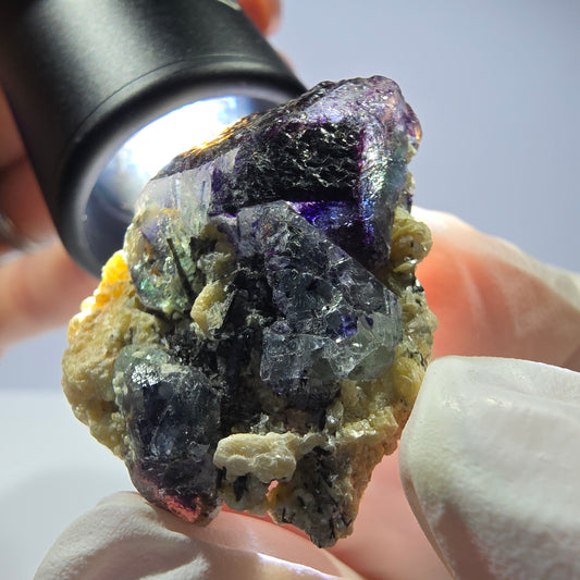 Cube de fluorite fantôme, zonal, muscovite, spécimen de tourmaline Schorl, Erongo, Namibie, 33 x 27 x 13 mm 