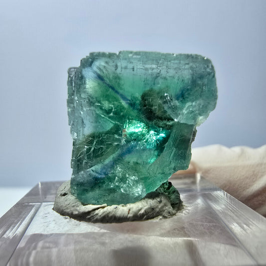 Cube de fluorite fantôme transparente parquetée, vert Okorusu, Namibie 17*17*17mm 