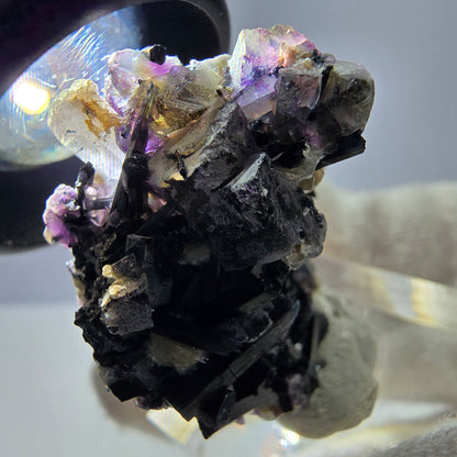 Spécimen de fluorite fantôme colorée, tourmaline scholle, muscovite, Erongo, Namibie, 28 x 30 x 19 mm 