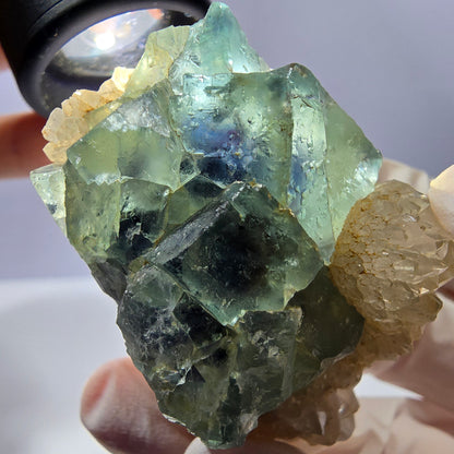 Rare cube de fluorite fantôme, spécimen de quartz vert violet Okorusu Namibie 53*35*38mm 