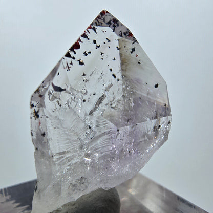 Mine d'améthyste fantôme Enhydro Harlequin, Goboboseb, Namibie, 29 x 20 x 13 mm 
