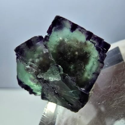Rare spécimen de cube de fluorite fantôme, vert-violet, Okorusu, Namibie, 28 x 21 x 15 mm 
