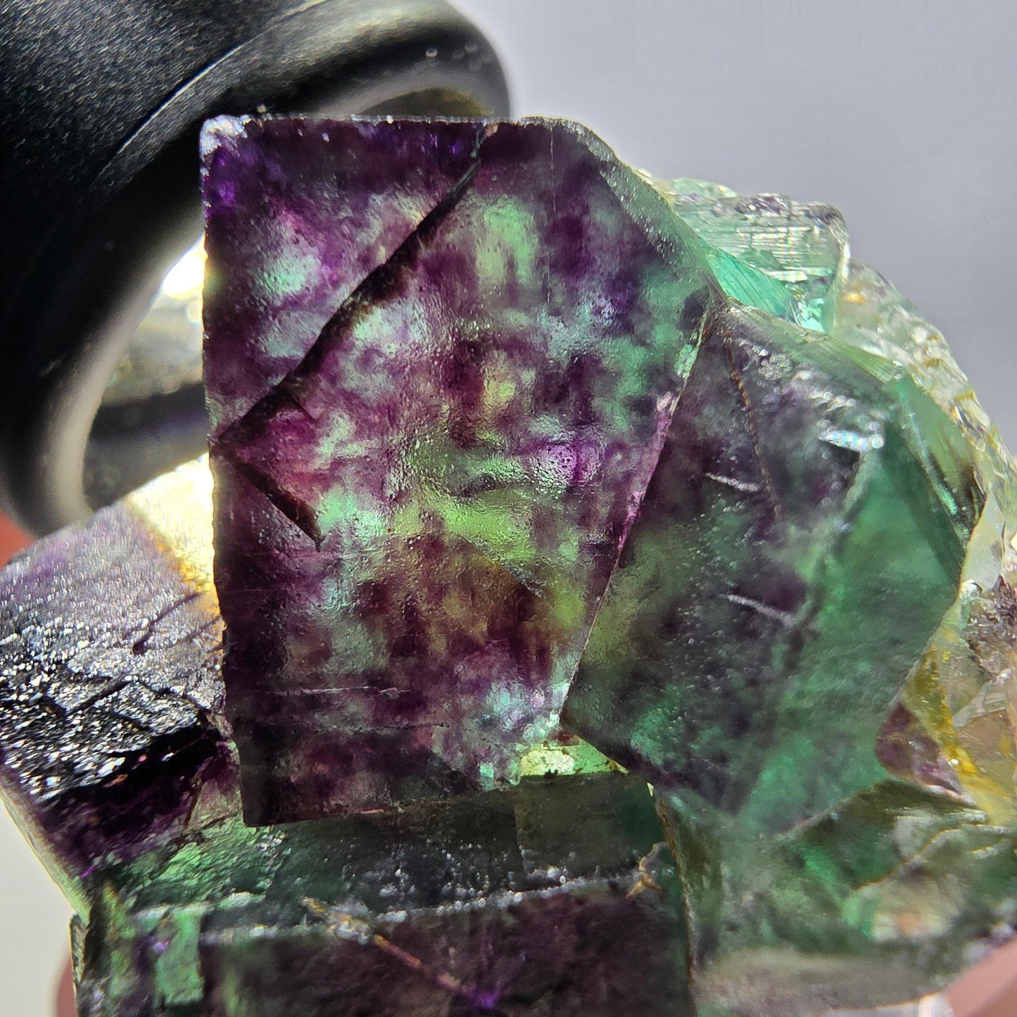 Spécimen rare de cube de fluorite fantôme, vert-violet, Okorusu, Namibie, 36 x 33 x 18 mm 