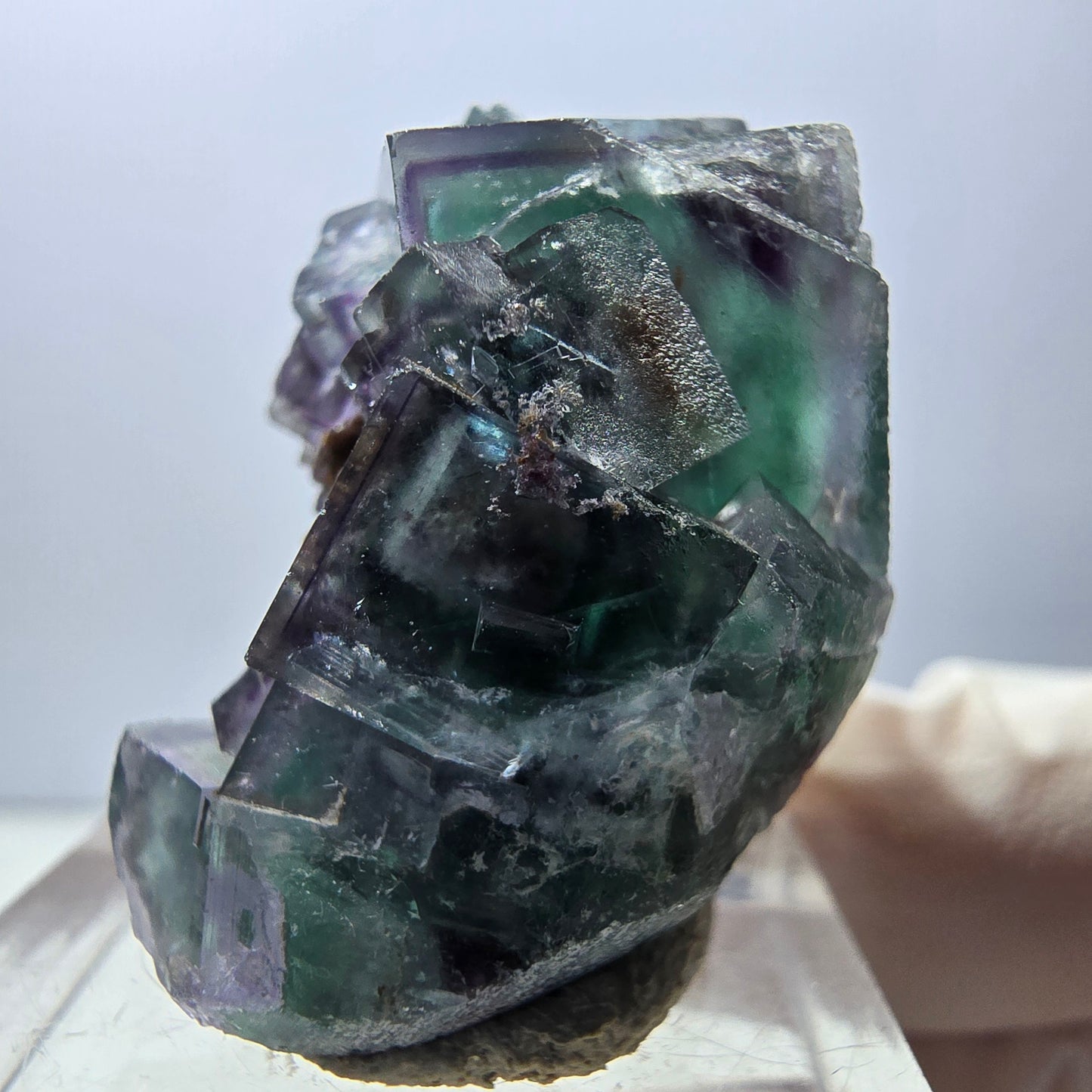 Spécimen rare de cube de fluorite fantôme, vert-violet, Okorusu, Namibie, 37 x 22 x 21 mm 