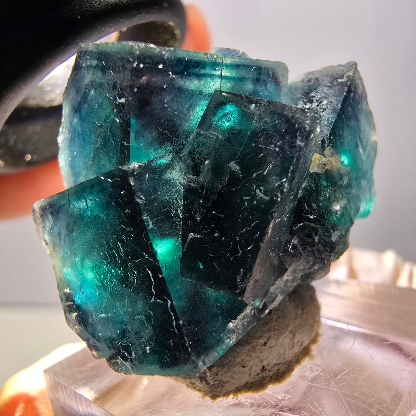 Spécimen de cube de fluorite fantôme, poche papillon bleu-violet Okorusu Namibie 34 x 27 x 22 mm 